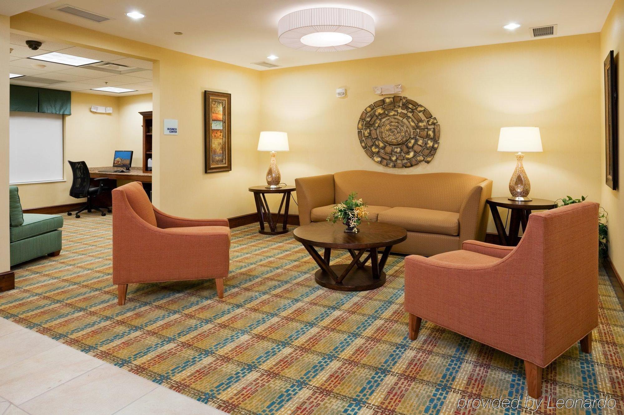 Holiday Inn Express Hotel & Suites Greensboro - Airport Area By Ihg Exterior photo